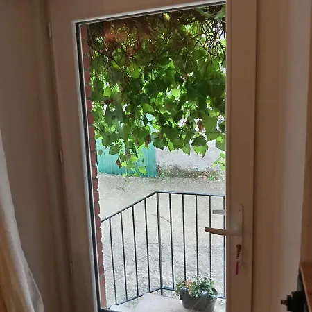 Apartamento Le Petit Refuge, Paisible En Vallée Du Tarn Le Fraysse